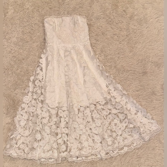 NWT Helsi Florence 3-DIMENSIONAL LEAF MOTIF SEQUIN MIDI Strapless White DRESS M - Picture 5 of 8